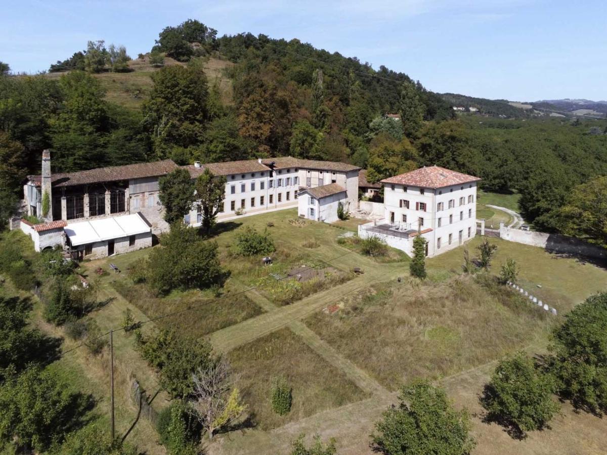 Ancienne Fabrique De Soie A La Galiciere Bed & Breakfast Chatte Bagian luar foto